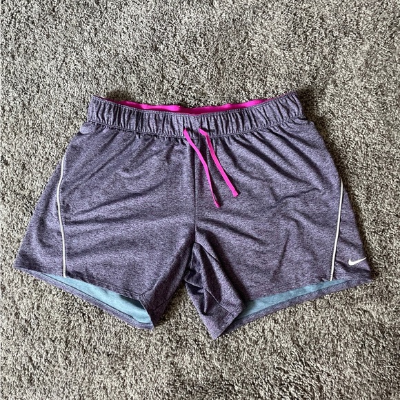Nike Dri Fit Shorts - Picture 1 of 2